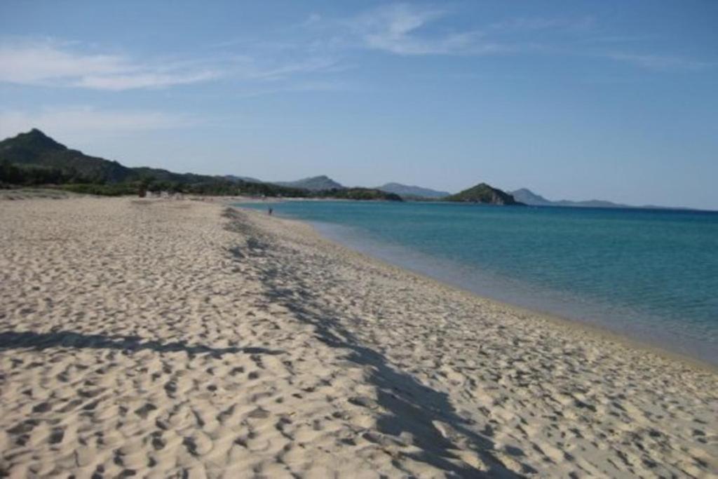 Casa A 300Mt.Dal Mare Calasinzias, 6 Letti, Ac, Pets Welcome, Wi-Fi Free Cala Sinzias Bagian luar foto